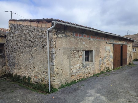 A vendre maison Mirambeau 17150; 20 000 € 
