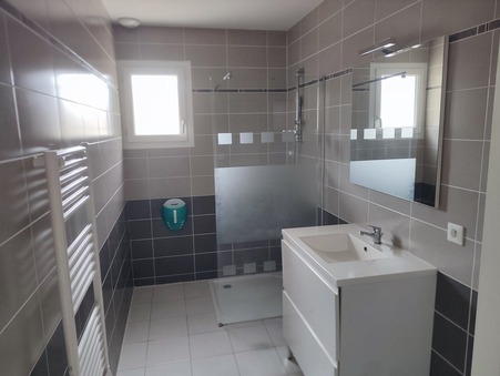 A vendre maison Montendre 17130; 171 000 € 