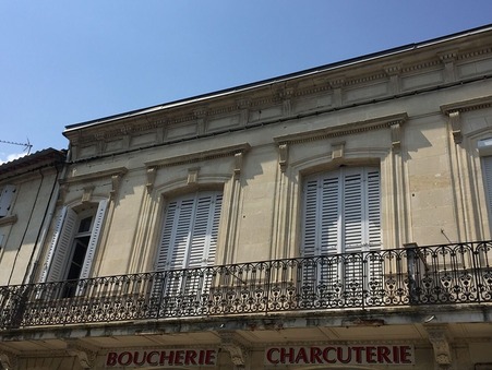 Vente immeuble 242 600 €  Guîtres