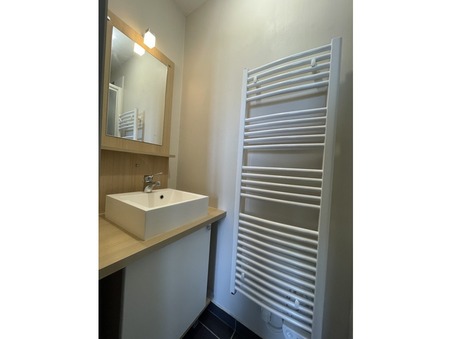 Location appartement Saintes 17100; 468 € 