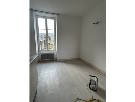 A louer appartement Saintes 17100; 457 € 