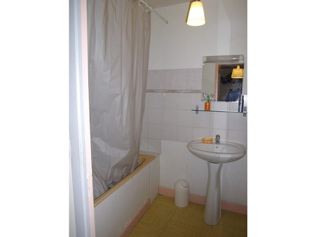 Appartement 60 000 &euro; sur Saintes (17100) - Réf. 1142-HABITATCONSEILG_1142