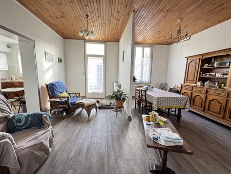 A vendre maison Saintes 17100; 159 000 €