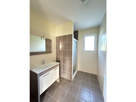 Maison sur Berneuil ; 180 000 € ; A vendre Réf. 1185-HABITATCONSEILG_1185