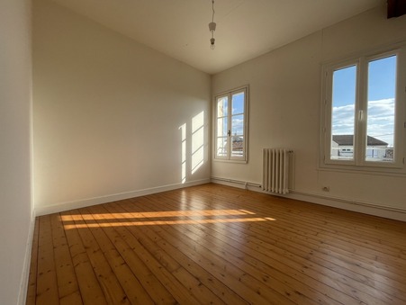 A vendre maison Saintes 17100; 345 000 €