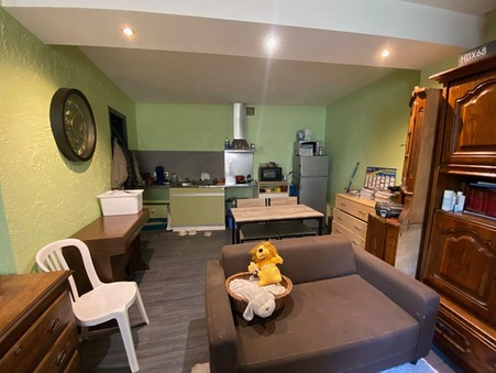 Immeuble 180 200 € sur Saint Jean D'angély (17400) - Réf. VI094-HABITATCONSEILG_