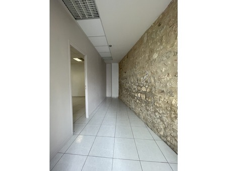 A louer local commercial 336 €  Saintes