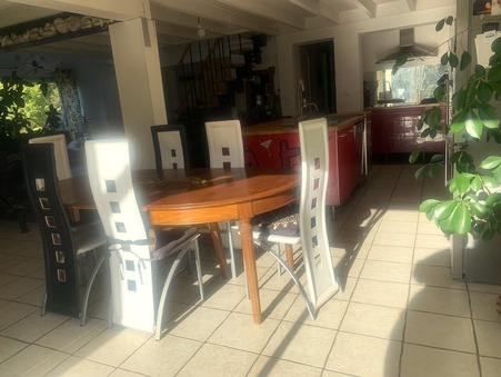 Vente maison 343 200 € Targon