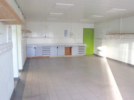 A vendre local commercial Saint André de Cubzac 33240; 367 500 € 