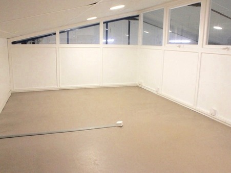 Local commercial 367 500 €  sur Saint André de Cubzac (33240) - Réf. VP240-HABITATCONSEILG_