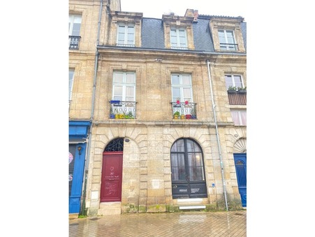 Vente local commercial 165 100 € Bordeaux
