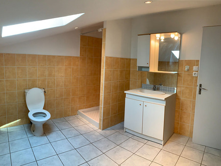 A louer maison Caussade 82300; 880 € 