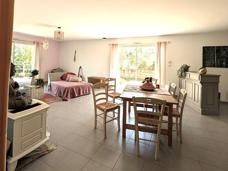 Vente maison 194 700 &euro;  Varen