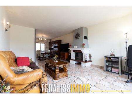 Vente maison 309 900 €  Menucourt