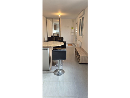 Appartement 900 €  Réf. 871 Massy