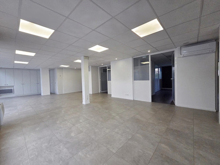 Local commercial 582 000 €  Réf. 11058 Pontault-Combault