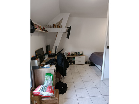 A louer appartement 430 &euro;  Cires-Lès-Mello