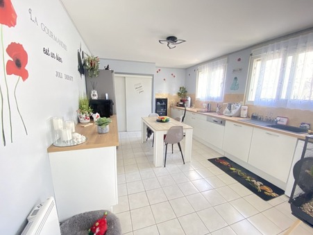 Immeuble 507 000 &euro; Réf. VI192-HABITATCONSEILG_ Saujon