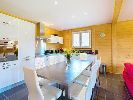 Vente Maison CHAMBON SUR LAC Réf. 131501 - Slide 3