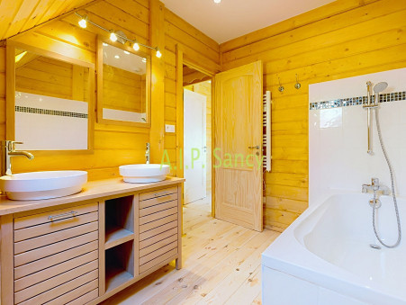 Vente Maison CHAMBON SUR LAC Réf. 131501 - Slide 4