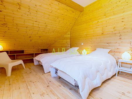 Vente Maison CHAMBON SUR LAC Réf. 131501 - Slide 8