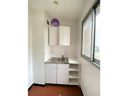 Appartement sur Paris ; 800 €  ; A louer Réf. 4698