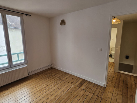 Maison sur Fontainebleau ; 1 000 €  ; A louer Réf. 1981