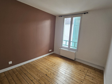 Maison sur Fontainebleau ; 1 000 €  ; Location Réf. 1981