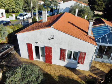 A vendre house Le Château-d'Oléron 17480; € 334 400 