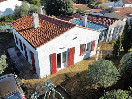 Achat house Le Château-d'Oléron Réf. 3710