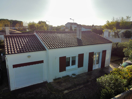 House € 334 400  sur Le Château-d'Oléron (17480) - Réf. 3710