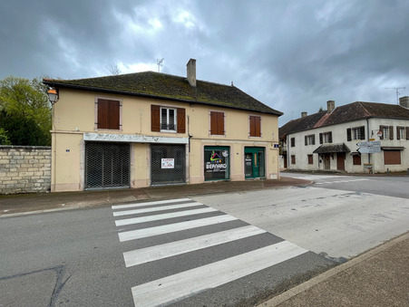 A louer local commercial 633 &euro;  St Germain du Plain