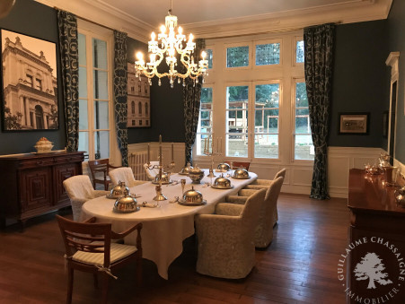 A vendre chateau Bourges 18000; 1 664 000 €