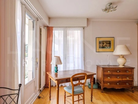 Achat apartment Saint-Germain-en-Laye Réf. 2084-86482784