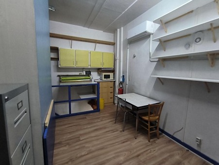 Local professionnel 1 660 €  Réf. 680 Clermont-Ferrand