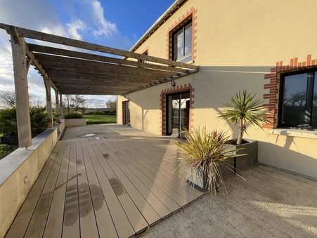 House € 319 550  Réf. MAIS 755-86488543 Jallais