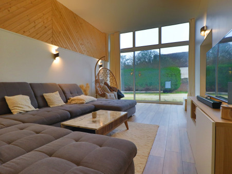 Maison sur Pouilly sur Saone ; 275 000 €  ; A vendre Réf. 7900