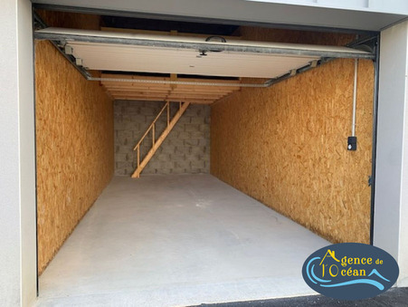 Parking 160 &euro;  Réf. LAG4407-G1-98 Penestin