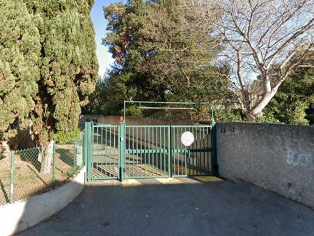 Parking sur Marseille ; 100 &euro;  ; Location Réf. 3CALGAR