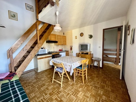 Apartment sur Formiguères ; € 120 000  ; A vendre Réf. 3373-86504657