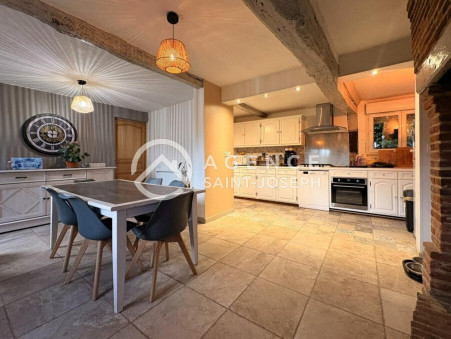 A vendre house Yvetot 76190; &euro; 187 000 