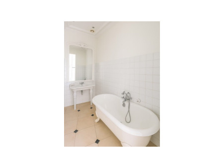 Location appartement Paris 9eme Arrondissement Réf. MON437