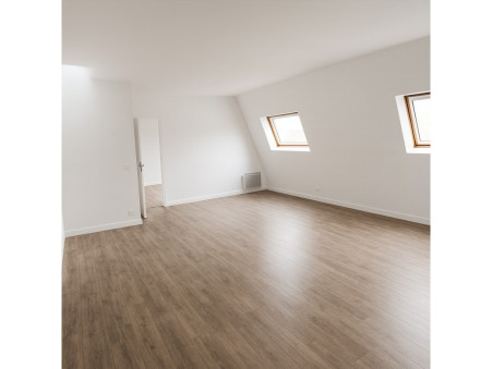 Appartement sur Paris 18eme Arrondissement ; 1 597 €  ; Location Réf. b5ceff1197d52cd_rand