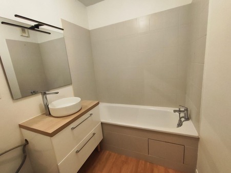 Appartement 745 &euro;  Réf. 25730009 Buxerolles