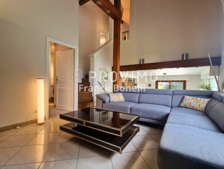 Maison 845 000 &euro;  Réf. 10_STJULMAI25 Saint-Julien-en-Genevois