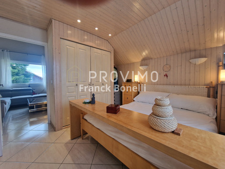 Maison 845 000 &euro;  sur Saint-Julien-en-Genevois (74160) - Réf. 10_STJULMAI25