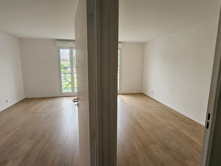 A louer appartement 990 €  Avon