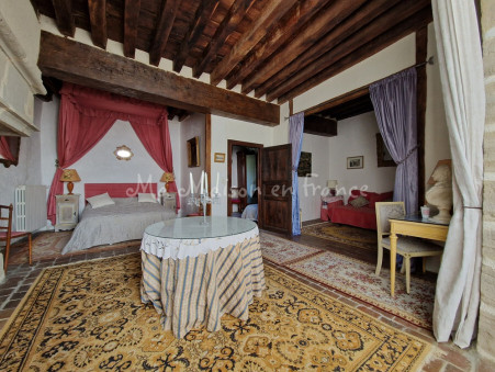 Chateau sur Moulins ; 640 000 &euro; ; Vente Réf. 1530