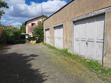 A louer parking 52 &euro;  Clermont Ferrand