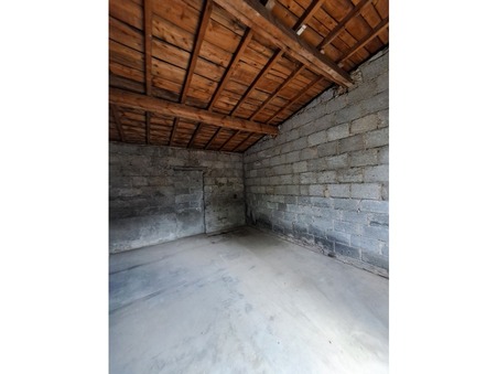 Parking sur Clermont Ferrand ; 52 &euro;  ; Location Réf. 0048800007